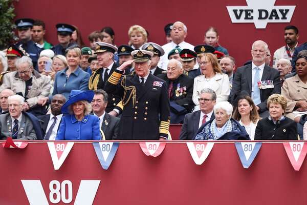 Reino Unido celebra los 80 años del fin de la Segunda Guerra Mundial - Mundo - ABC Color