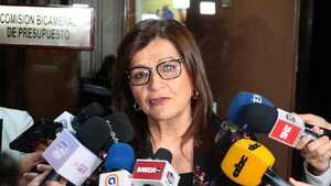 Presunto fraude en Educación: senadora pide a Fiscalía intervenir de "oficio y rápido" - 1000 Noticias