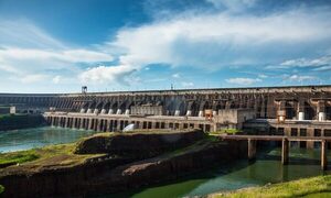 Itaipú celebra 41 años de operación y récord mundial de generación hidroeléctrica
