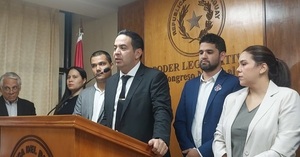 Oposición presenta nuevo proyecto de reforma del transporte público