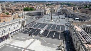 Roma sigue su vida normal mientras esperan la elección del nuevo Papa - 1000 Noticias