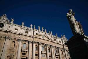 El Vaticano desactivará la cobertura de telefonía móvil para aislar el cónclave - Mundo - ABC Color