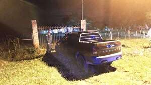 Tras persecución policial, incautan camioneta abandonada en Paraguarí - Nacionales - ABC Color