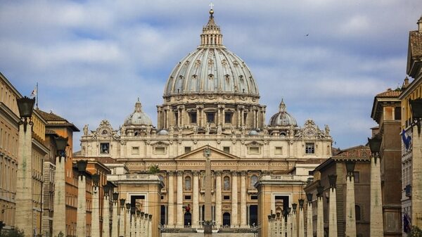 Ya están en Roma los cardenales que elegirán al nuevo papa - ADN Digital