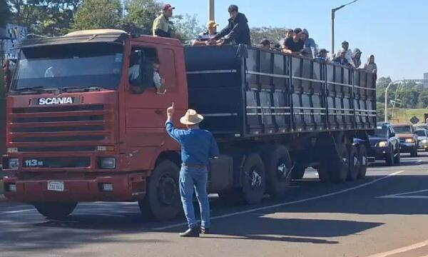 Cañicultores siguen movilizados a la espera de una reunión con Santiago Peña – Prensa 5