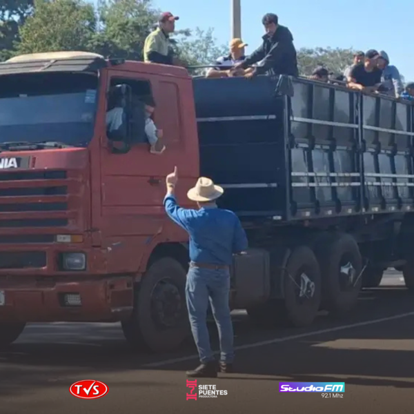 CAÑICULTORES MANTIENEN PROTESTA EN RUTA PY02 A LA ESPERA DE REUNIÓN CON SANTIAGO PEÑA - TVS