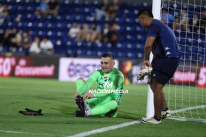 Versus / Albirroja: En marcha microciclo para arqueros del fútbol local