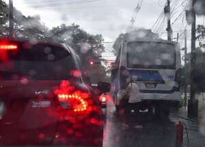 ¡Atención! Cuatro departamentos siguen en zona de tormentas para esta tarde - Nacionales - ABC Color