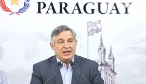 MEC amplía denuncia ante Fiscalía por filtración de exámen en base a «chats» que involucra a esposa de exdiputado