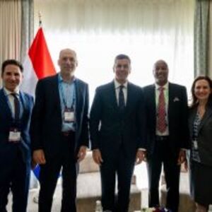 El Presidente afianza vínculos estratégicos con referentes económicos globales en Los Ángeles :: Presidencia de la República del Paraguay
