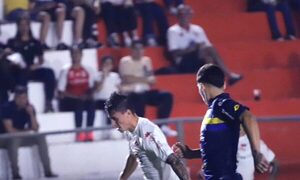 Repartija de puntos en Ka’arendy con polémico final