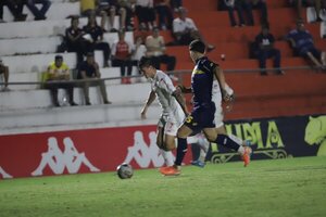 Empate que sigue frenando a ambos - 1000 Noticias
