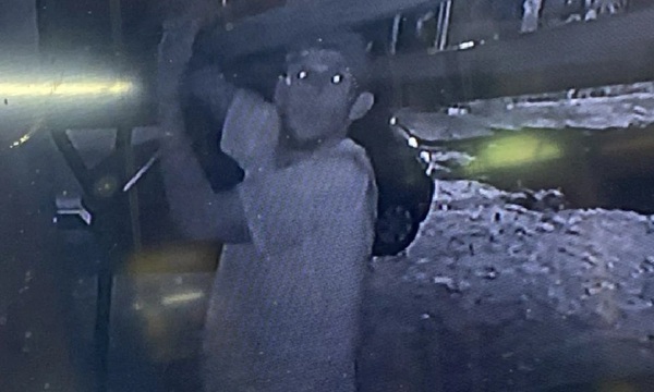 Vecinos ayudan a capturar a ladrón que se metió a casa y tomó cerveza de la heladera - OviedoPress