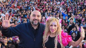Denuncian a esposa de ex diputado Arévalo por filtrar temas de examen