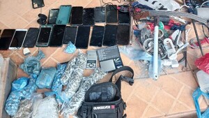 En busca de armas de fuego, hallan caletas en el penal