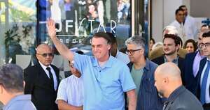 La Nación / Bolsonaro aguarda juicio por trama golpista tras salir del hospital