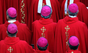 Cardenales electores están a horas de definir el nuevo rumbo de la Iglesia