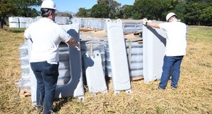 Llegaron los primeros equipos para el montaje de la Planta Solar Flotante en el embalse de ITAIPU