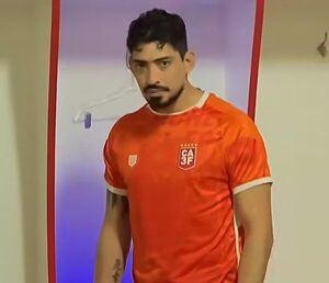 Tobías Vargas pidió disculpas por polémica presentación en un club: “Nadie tuvo intención de hacer mal”