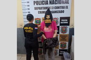 Detienen a escribana implicada en esquema de estafa y falsificación de documentos - PDS RADIO Y TV