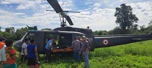 Suspenden vuelos de helicópteros y llueven los pedidos de evacuación en Fuerte Olimpo - Noticias del Chaco - ABC Color