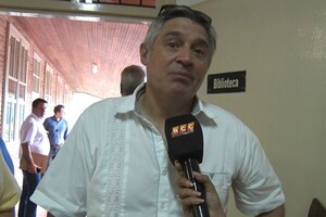 MEC ordena pesquisa interna para ver si funcionarios participaron de fraude en examen docente