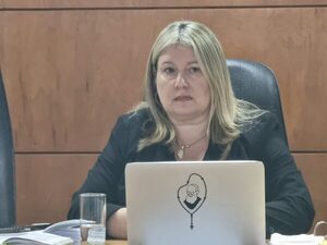 Exministros y exdirectora del MAG deberán pagar al Estado cerca de Gs. 69.000 millones - PDS RADIO Y TV