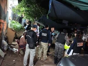 Caen miembros de la barra brava de Cerro por tentativa de homicidio frente a la Olla  - Policiales - ABC Color