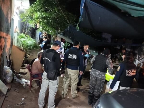Caen miembros de la barra brava de Cerro por tentativa de homicidio frente a la Olla - Policiales - ABC Color