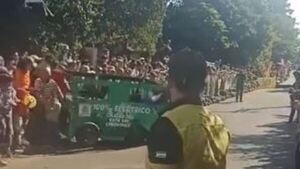 Doña chocada por “auto loco” no podrá trabajar