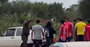Diario HOY | Partido de fútbol se salió de control y policía realizó disparos al aire