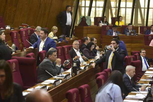 AUDIO. Varias modificaciones en la sesión ordinaria de Diputados - Periodísticamente - ABC Color