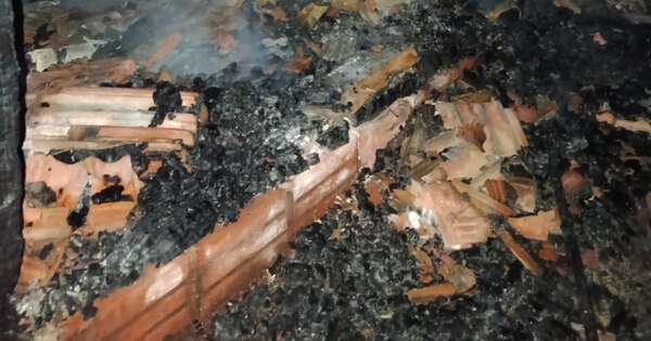La Nación / Cambyretá: tras explosión de garrafa, familia apela a solidaridad para reconstruir su vivienda