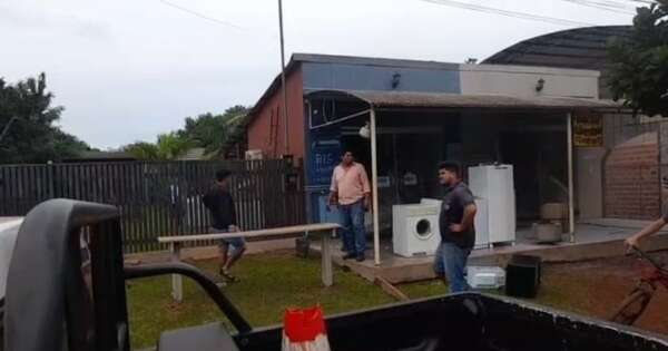 La Nación / Un trabajador fue hospitalizado tras explotar una congeladora