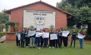 Estudiantes de afectados por filtración de exámenes suspenden movilizaciones - OviedoPress