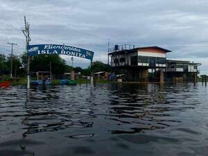 Concepción: primeras familias afectadas por creciente del río Paraguay y arroyo Calaverita - Nacionales - ABC Color