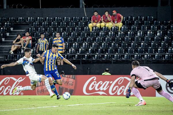 Derrota que lo deja prácticamente eliminado - 1000 Noticias