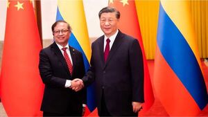 De la mano de Petro, la CELAC busca alinearse con China