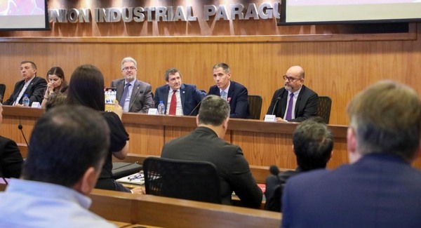 Viceministro destaca a la IA como una herramienta para impulsar el desarrollo industrial