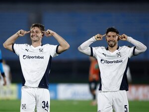Versus / Independiente revive en el grupo de Guaraní con tremenda goleada
