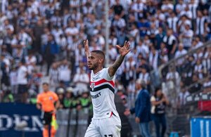 Versus / ¡Victoria del Sao Paulo que se festeja en Tuyucuá!