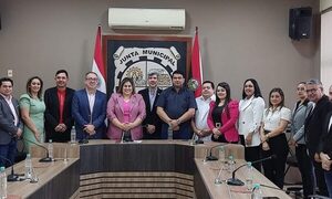 Autoridades de Minga Guazú convocan a director de la Décima Región Sanitaria