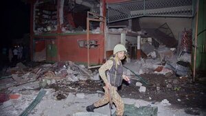 Escala conflicto entre India y Pakistán; cifra de muertos sube a 38 - 1000 Noticias