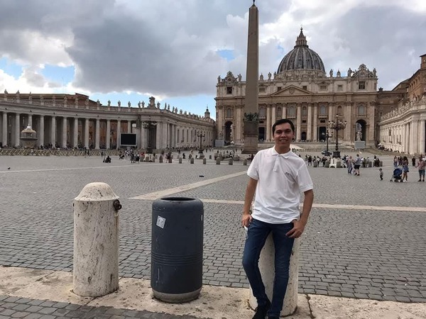 Una voz paraguaya acompaña a los cardenales antes del Cónclave - Portal Digital Cáritas Universidad Católica