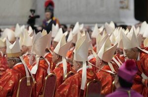 Antes de ritual secreto de votación, piden a cardenales que elijan un papa que busque unidad - San Lorenzo Hoy
