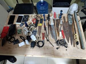 Incautan armas, drogas y celulares en cárcel de Tacumbú - 1000 Noticias