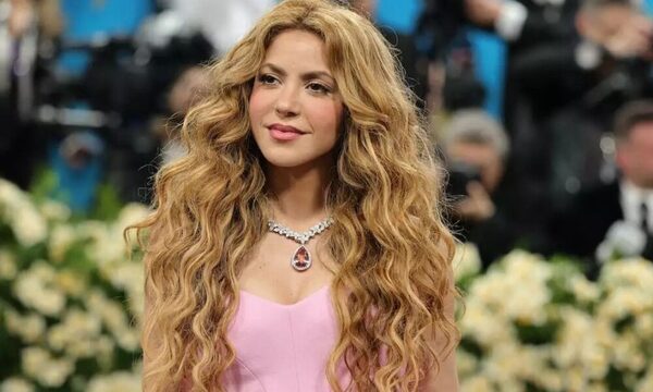 (VIDEO) ¡Shakira reveló por error el embarazo de Rihanna!