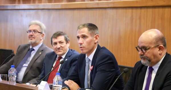 Diario HOY | La IA puede impulsar el desarrollo industrial, destacan