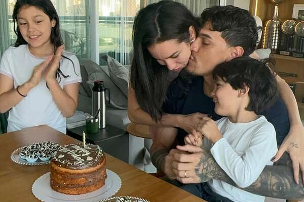 El capitán de la Albirroja, Gustavo Gómez, llegó a los 32 años de vida - Gente - ABC Color