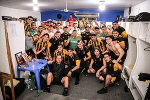 Versus / La referencia cinematográfica de Guaraní tras su hazaña en la altura
